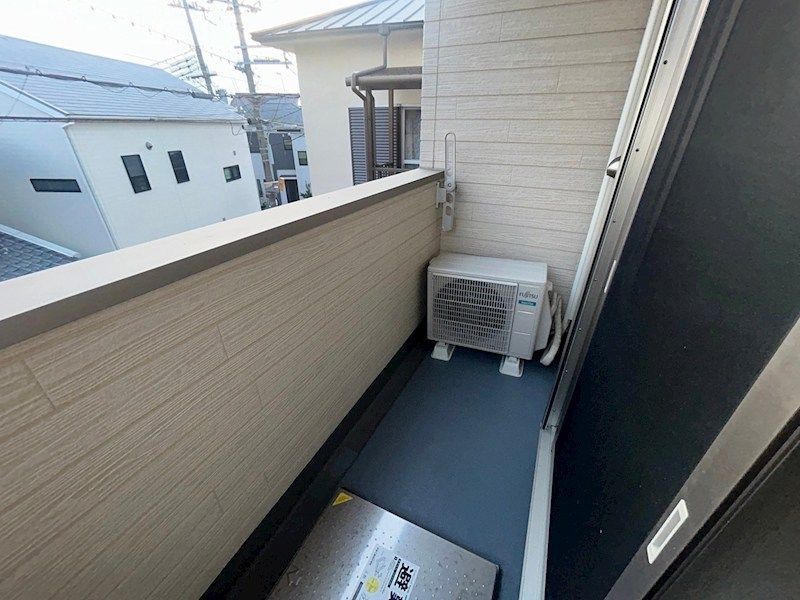 近くのローソン 神戸滝の茶屋店まで344m(徒歩5分)