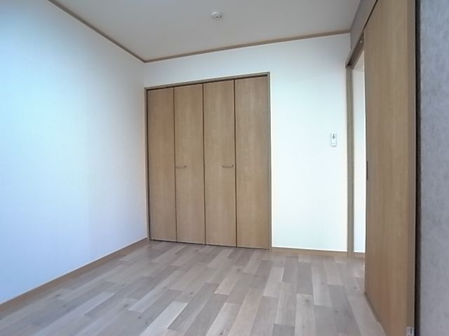ベッドルーム