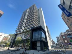 プラウド阪急塚口駅前の外観画像