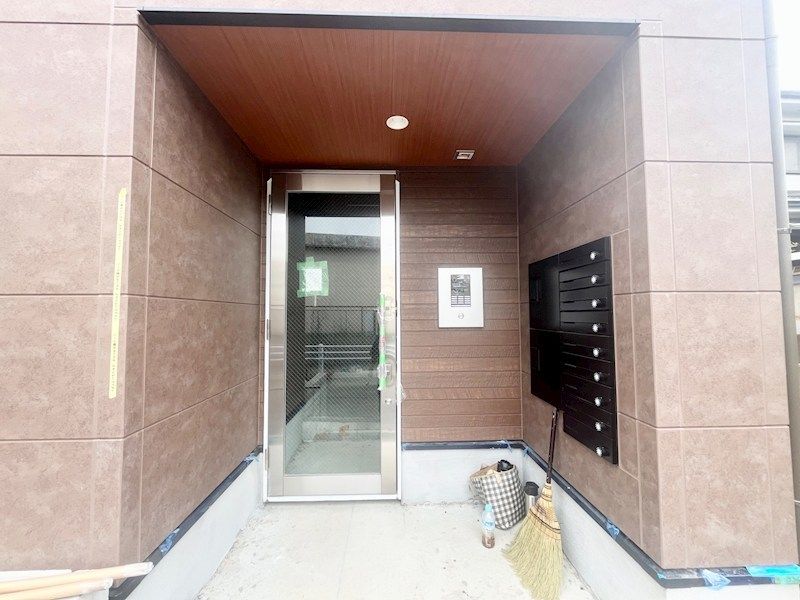近くのローソン 尼崎西立花町三丁目店まで352m(徒歩5分)