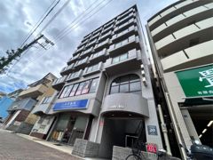 日の出ビルの外観画像