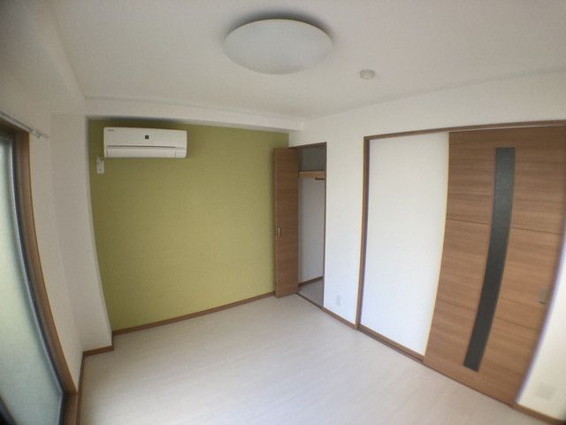 ベッドルーム