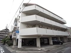 ファミリーマンションの外観画像