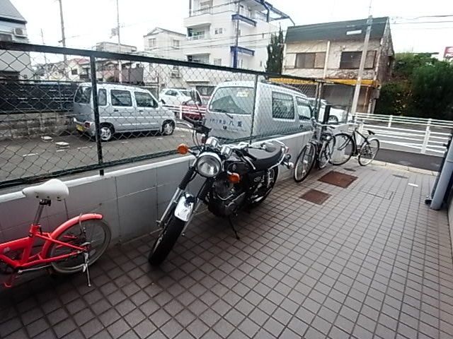 その他