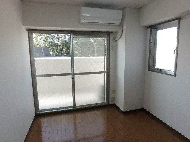 ベッドルーム