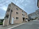 カレッジハイツ学園の外観