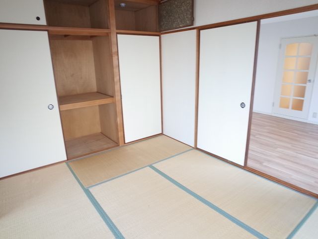 ベッドルーム