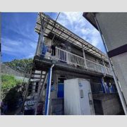 青い空と見晴らしの丘の外観画像