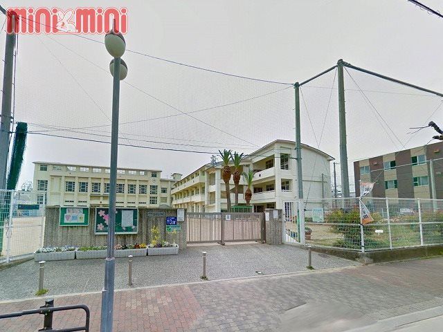 近くの神戸市立真野小学校まで651m(徒歩9分)