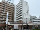 ラ・ウェゾン湊川公園の外観