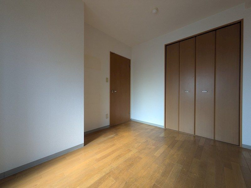 ベッドルーム