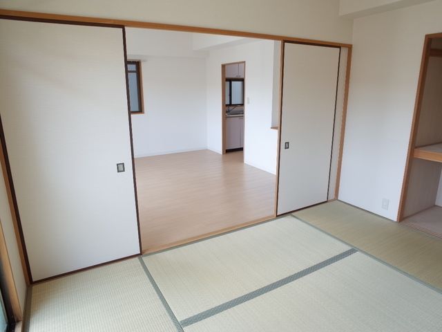 ベッドルーム