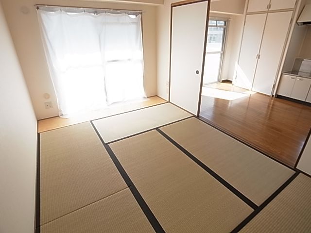 ベッドルーム