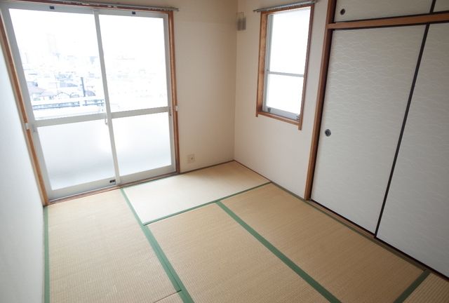 ベッドルーム