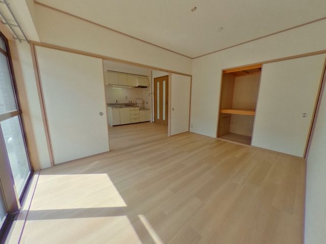 ベッドルーム