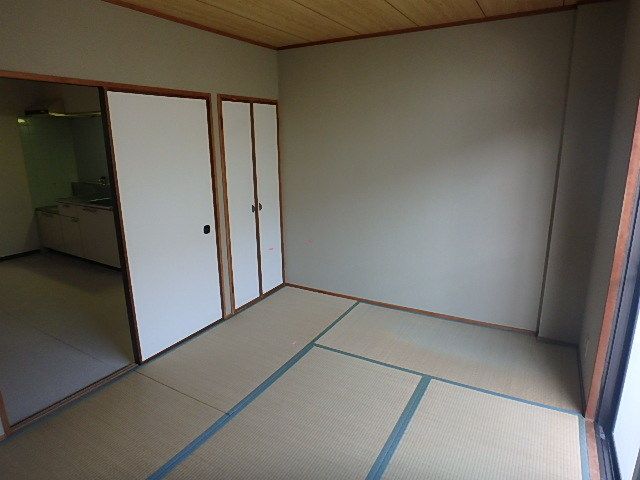 ベッドルーム