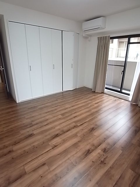 ベッドルーム
