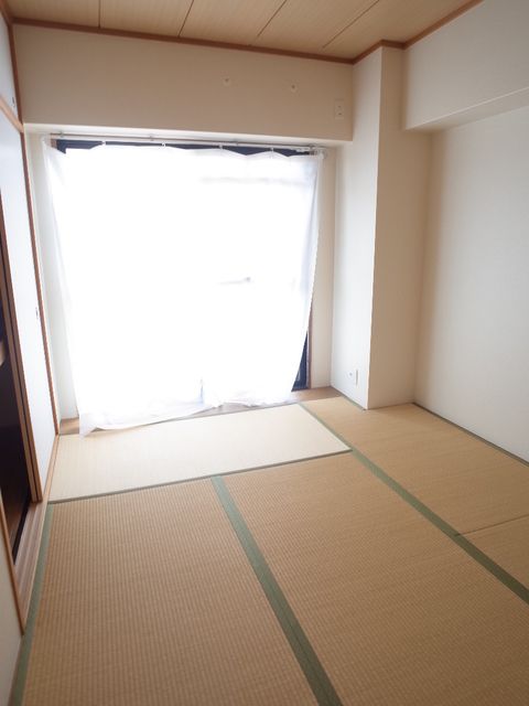 ベッドルーム