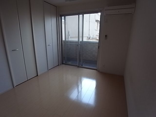 ベッドルーム