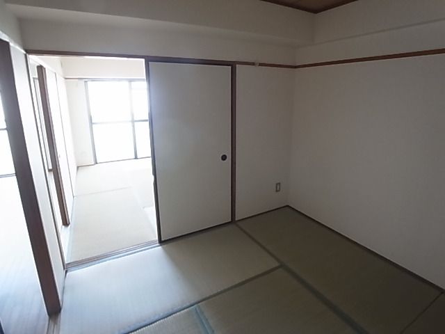 ベッドルーム