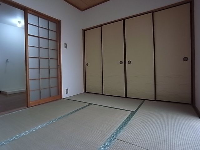 ベッドルーム