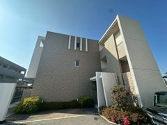 アザレアの外観画像