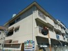 三興マンションの外観