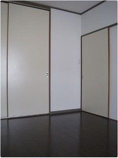 ベッドルーム