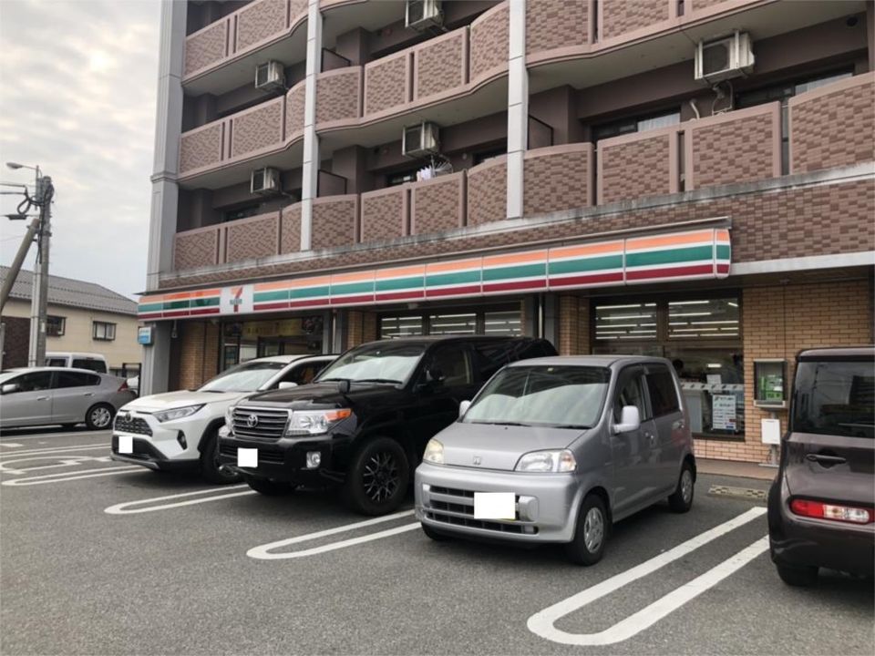 近くのセブンイレブン 粕屋仲原店まで1,033m（徒歩13分）
