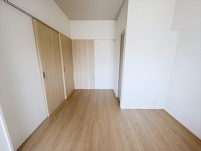 ベッドルーム