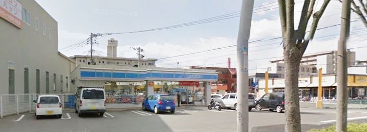 近くのローソンまで200m(徒歩3分)