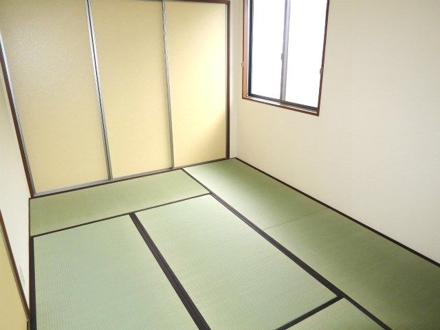 ベッドルーム