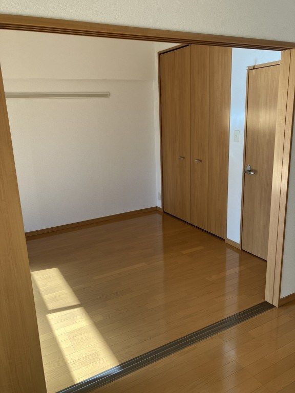 ベッドルーム