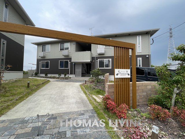 近くの新宮町立新宮小学校まで1,341m(徒歩17分)