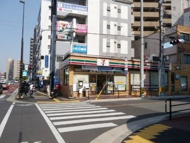 近くのセブンイレブンまで188m（徒歩3分）