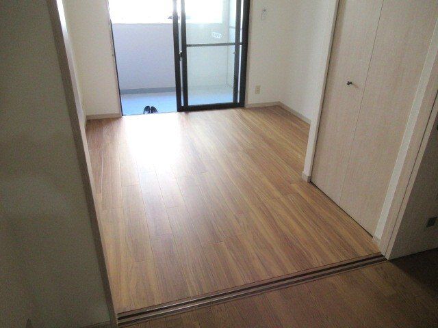 ベッドルーム