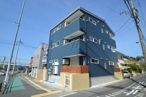 エリーナハイツ梅林駅前の外観画像