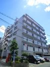 ファミール野間の外観