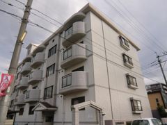 リバーサイド陶山の外観画像