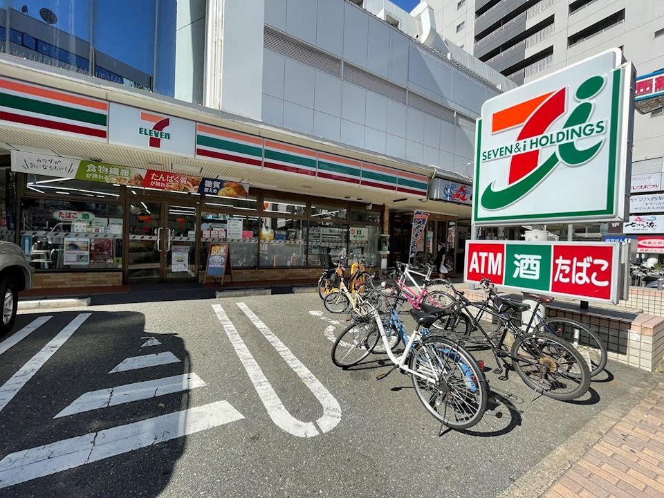 近くのセブンイレブン 福岡西新2丁目店まで418m（徒歩6分）