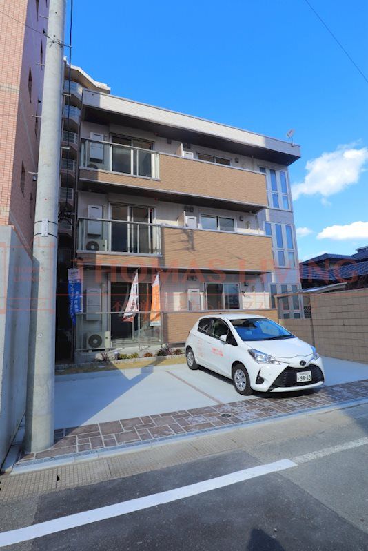 D-room下大利駅前の外観画像
