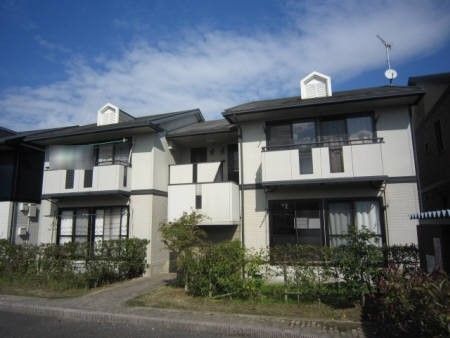 グリーンヒルズ三国が丘の外観画像