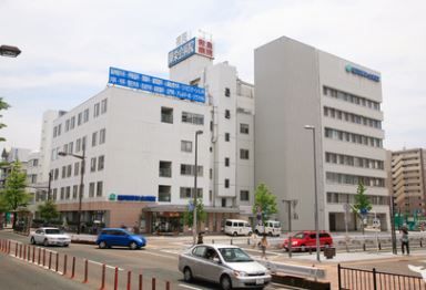 近くの輝栄会病院まで420m（徒歩6分）