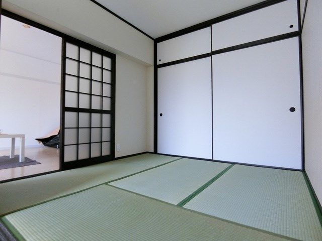 ベッドルーム
