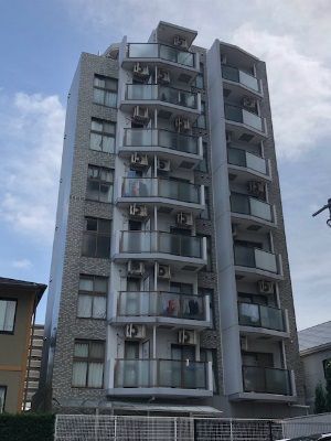 コンドミニアム中村学園前の外観画像