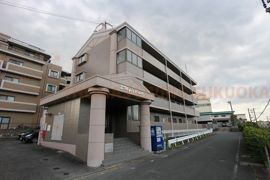 エミューズコートの外観画像