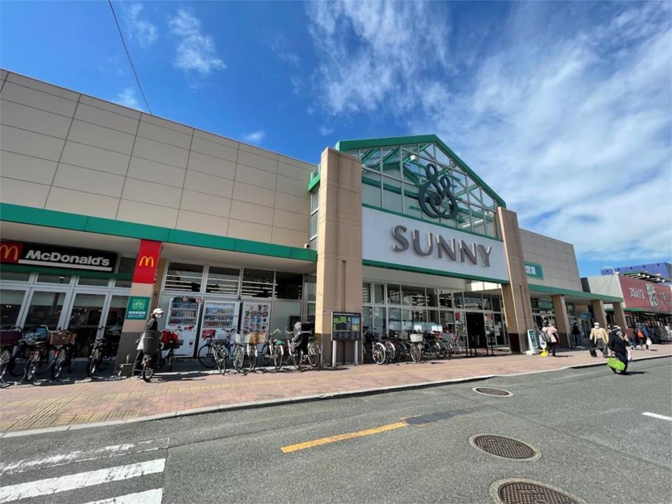 近くのサニー姪浜店まで878m（徒歩11分）
