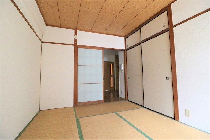 ベッドルーム