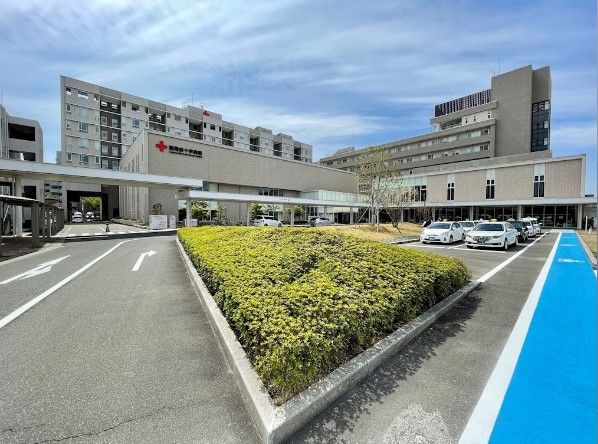 近くの福岡赤十字病院まで346m（徒歩5分）