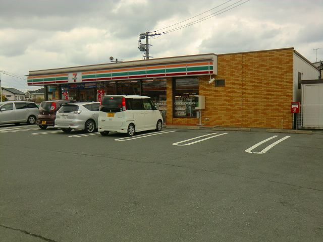 近くのセブンイレブン 古賀日吉3丁目南店まで197m（徒歩3分）